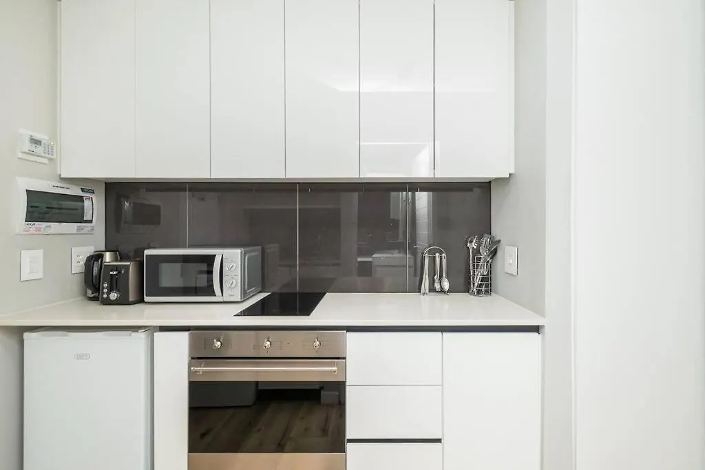 Studio Apartment In Loop Street With City Views Cape Town